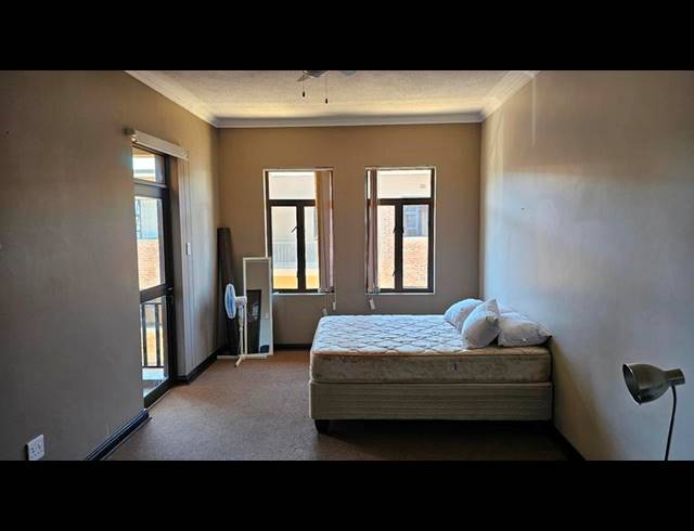 2 BEDROOM PROPERTY TO RENT IN DIE BULT